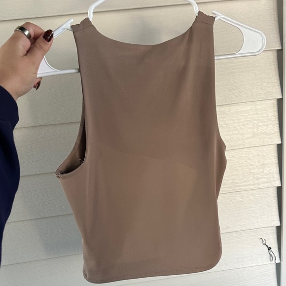 Express Tank Top - Picture 2 of 2